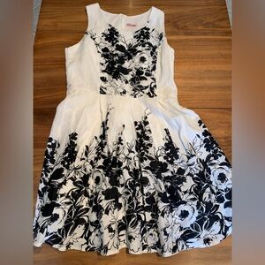 Miss Cat white linen/cotton, fit/flare dress, floral black print, lined, EUC